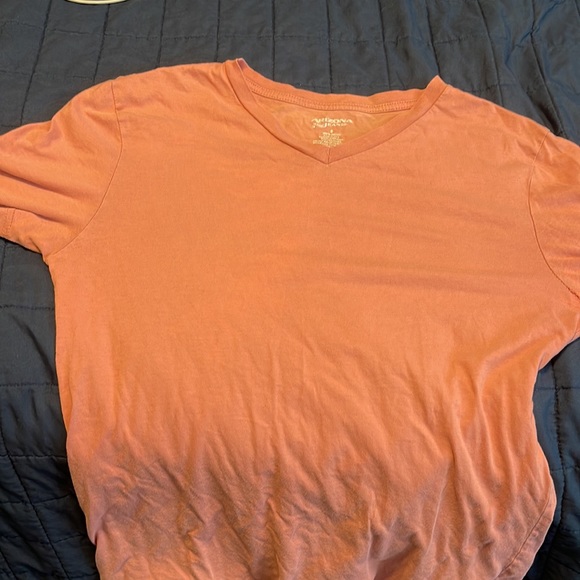 Arizona Jeans light pink muscle shirt - Picture 2 of 2